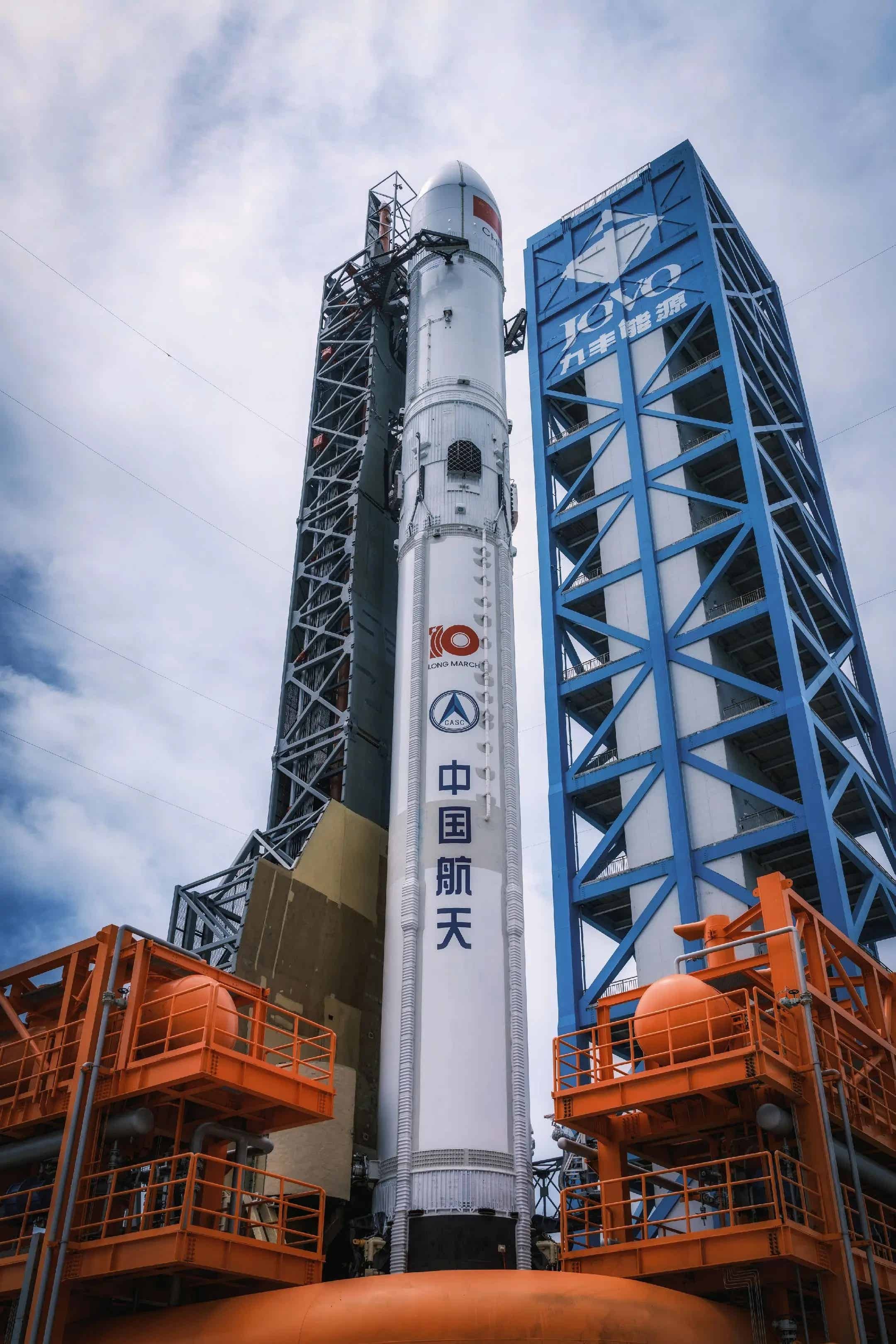 China's Long March 10B Debuts with First Successful Rocket Stage Recovery